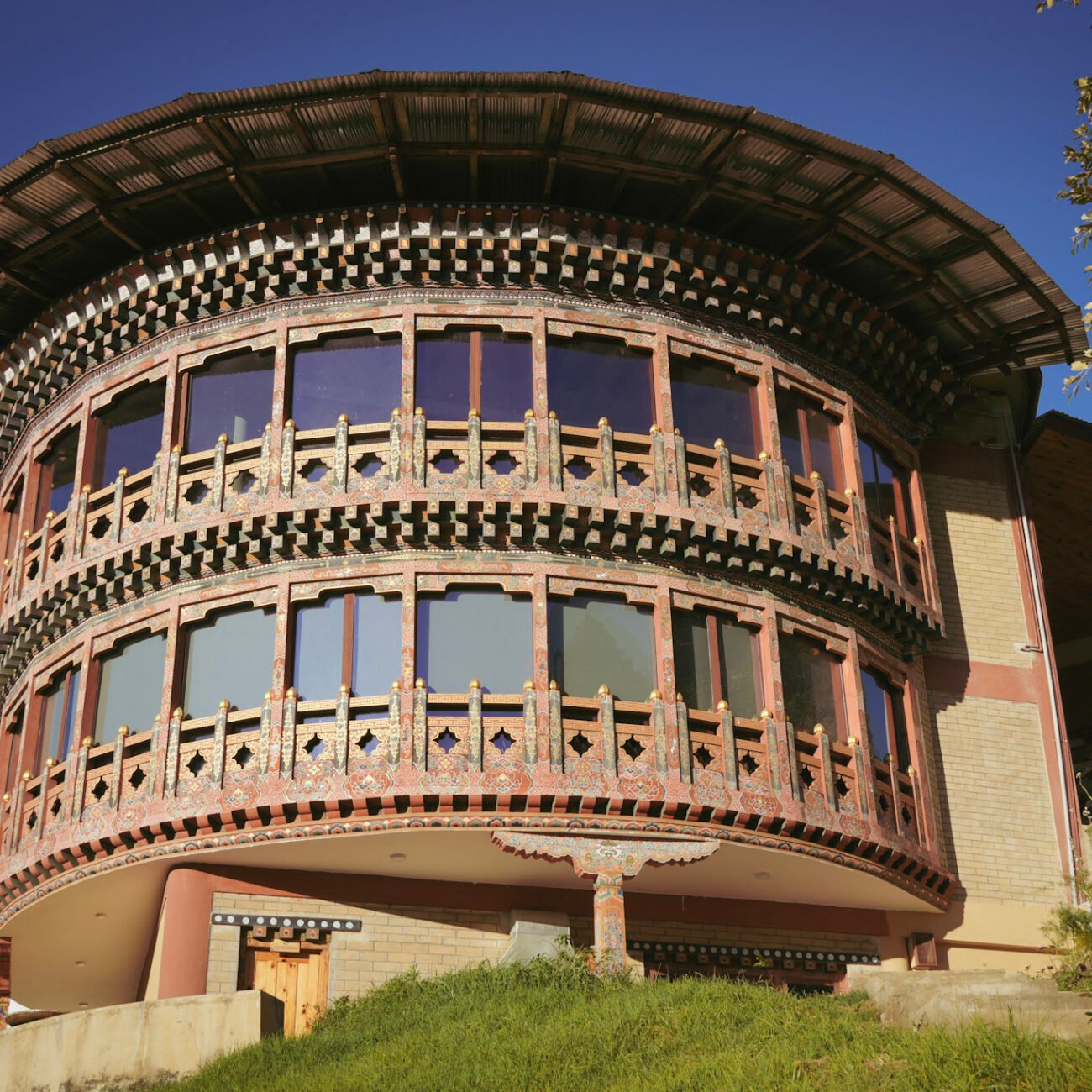 A Stay On The Edge Of A Cliff: Willing Resort, Trongsa 9 8-DSC06946